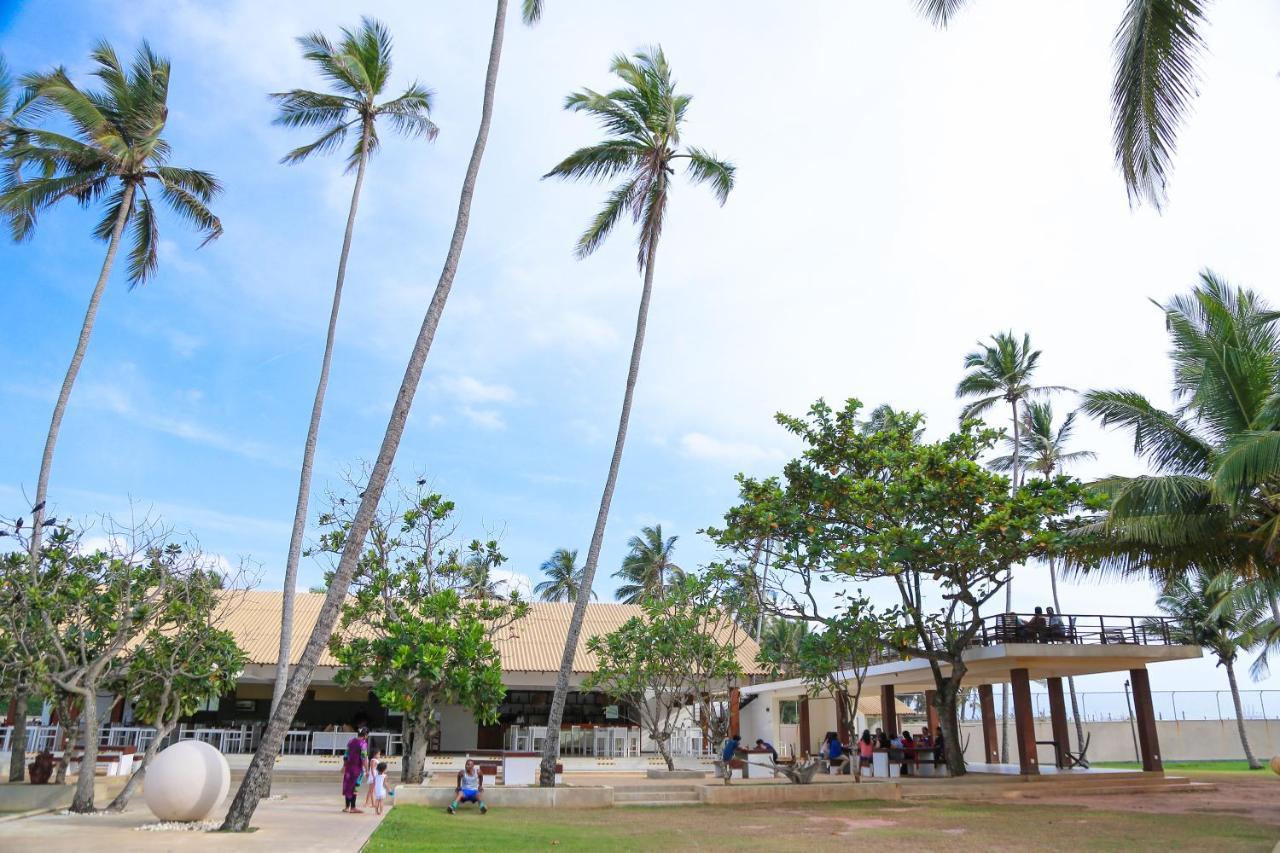 Pegasus Reef - A Beach Resort In Colombo Wattala Kültér fotó